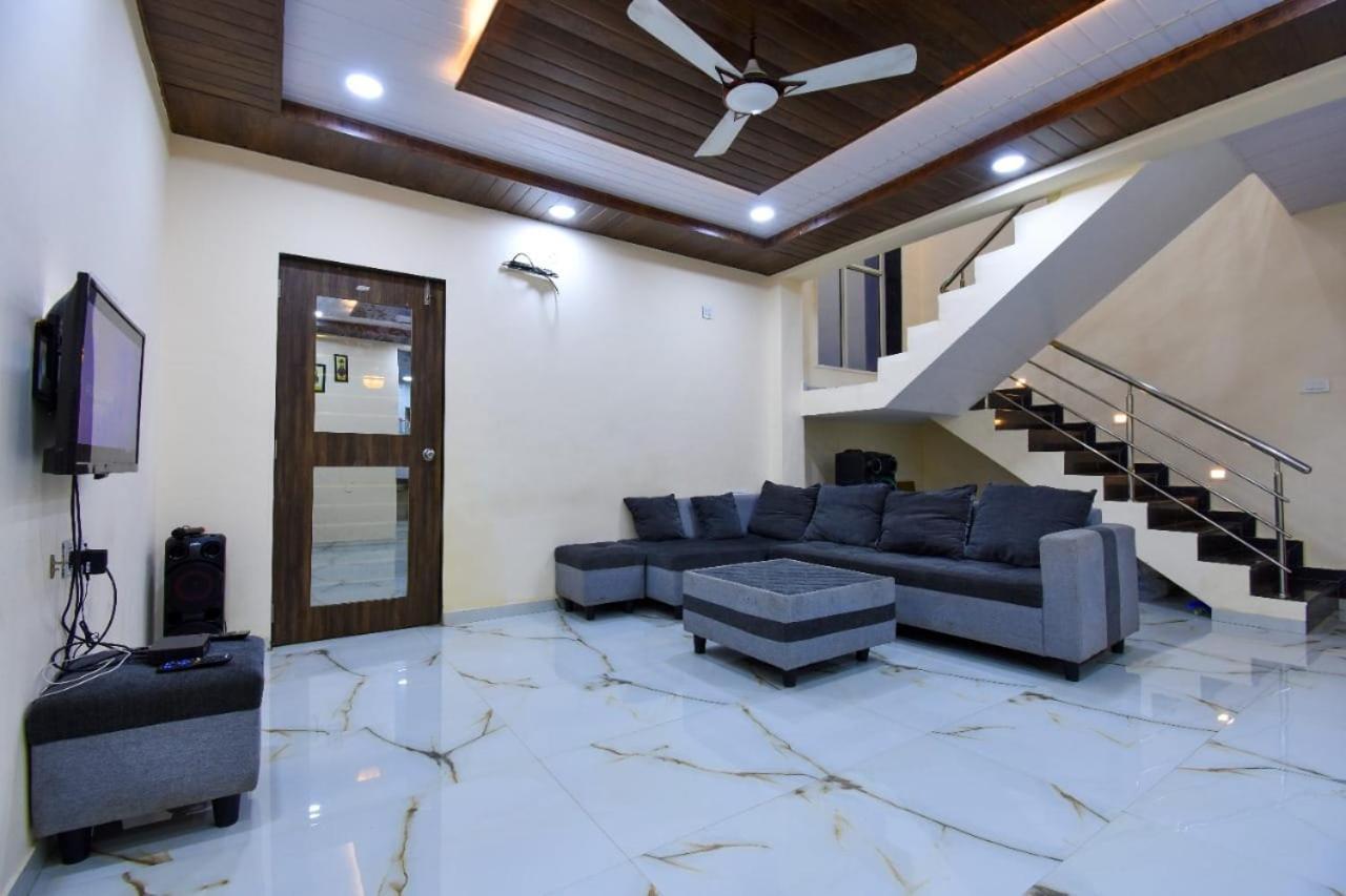 Beauty And The Beast 4Bhk Βίλα Lonavala Εξωτερικό φωτογραφία